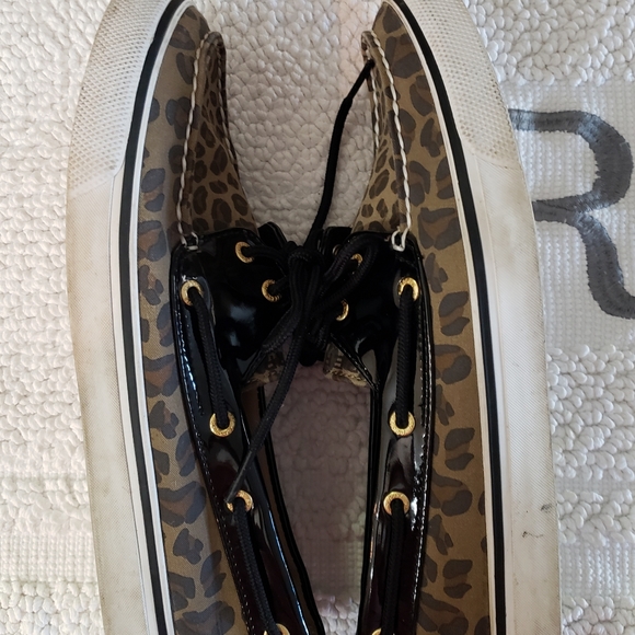 SPERRY LEOPARD PRINT SHOE - Picture 4 of 9